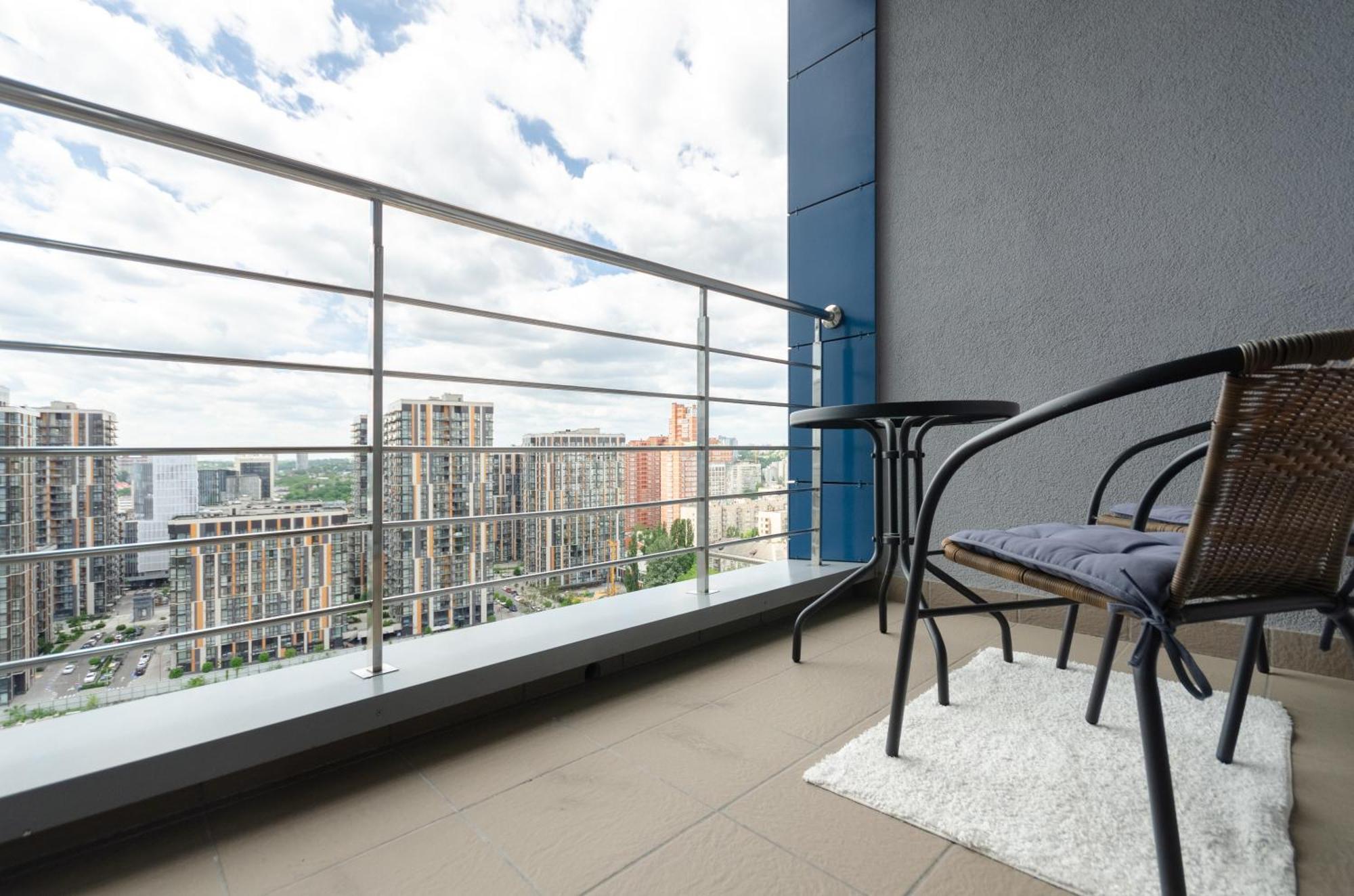 Petrovdom Apartments 267-373 In Rc Central Park, 7 John Mccain Street เคียฟ ภายนอก รูปภาพ