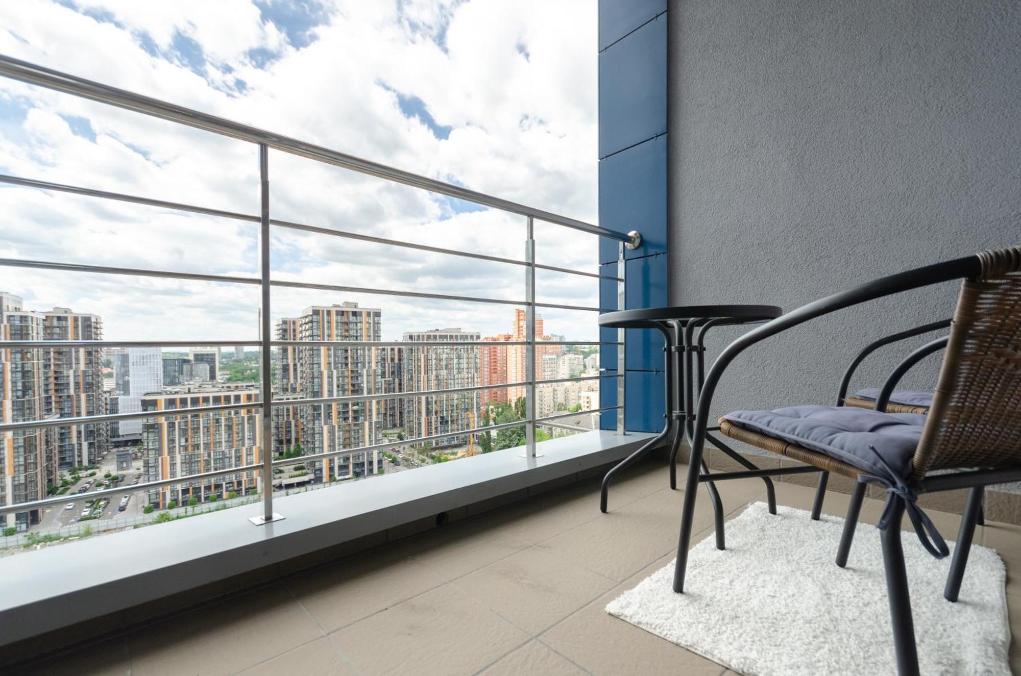 Petrovdom Apartments 267-373 In Rc Central Park, 7 John Mccain Street เคียฟ ภายนอก รูปภาพ