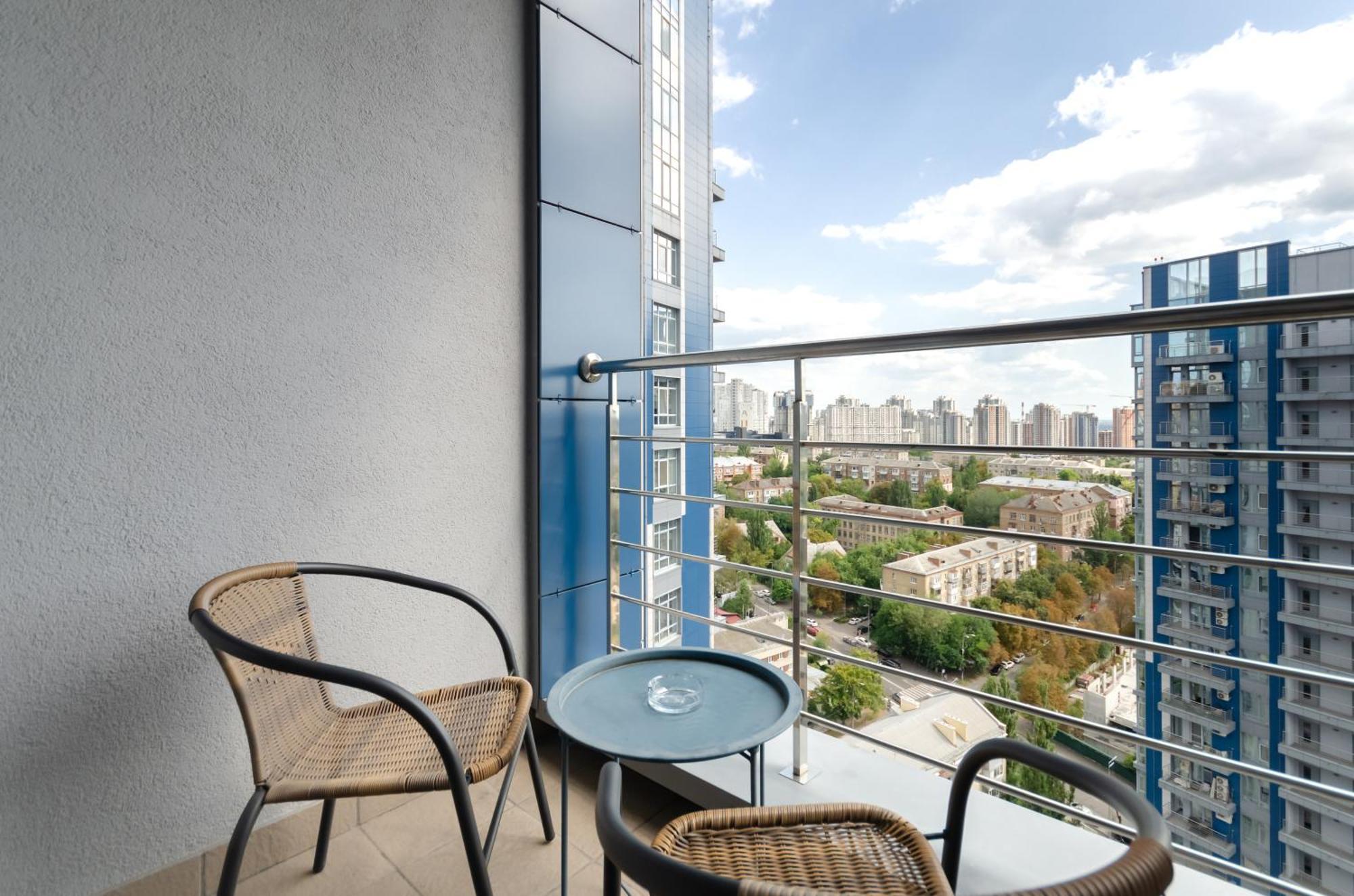 Petrovdom Apartments 267-373 In Rc Central Park, 7 John Mccain Street เคียฟ ภายนอก รูปภาพ