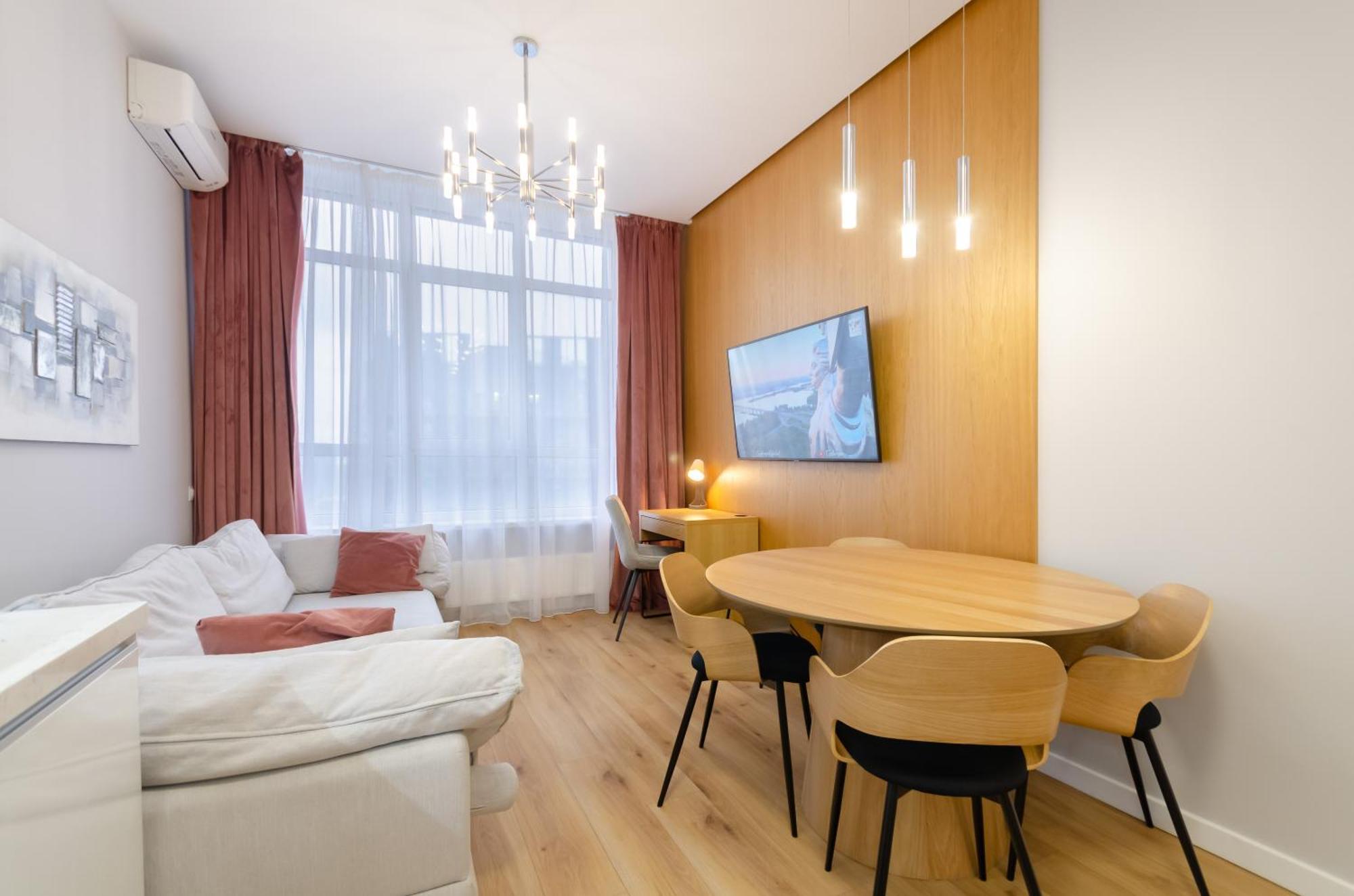 Petrovdom Apartments 267-373 In Rc Central Park, 7 John Mccain Street เคียฟ ภายนอก รูปภาพ